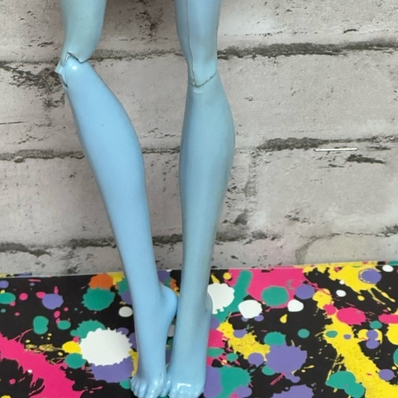 Monster High ABBEY BOMINABLE Doll Restyled - Picture 7 of 16